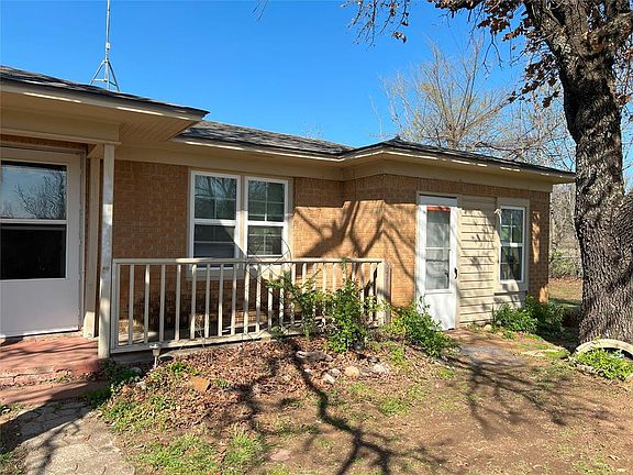 2nd image of 18333 SE 29th St