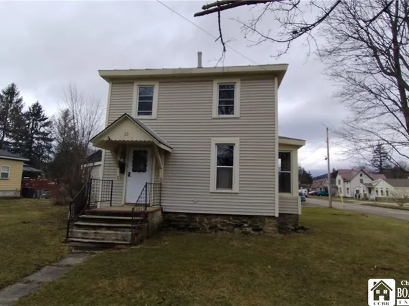 23 Grove St, Cuba, NY 14727