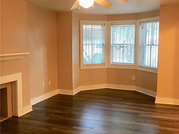 4th image of 205 E Duffy St APT B