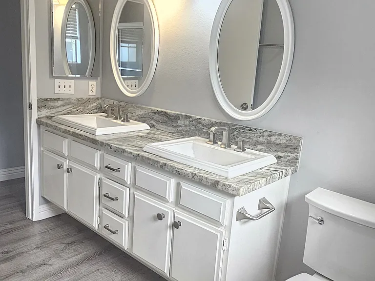 Master bedroom bathroom