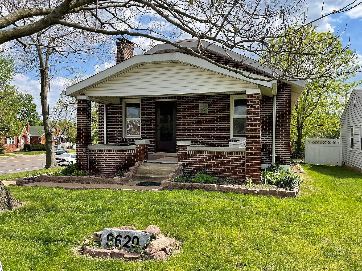 9620 Irene Pl photo 1