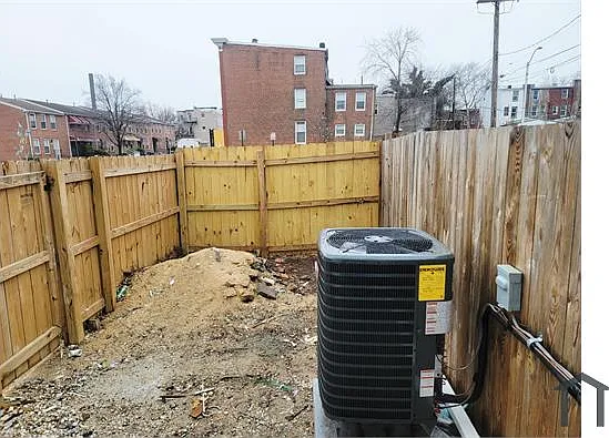 2504 Francis St — Photo 21