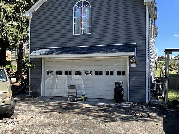 3rd image of 15 Oakland Rd