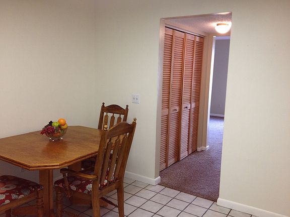 5th image of 5310 Putnam Ct