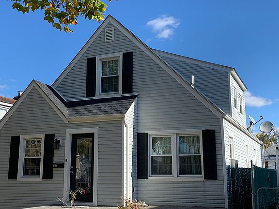 2nd image of 7825 270th St