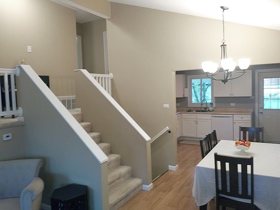 5th image of 721 W Roy Dr