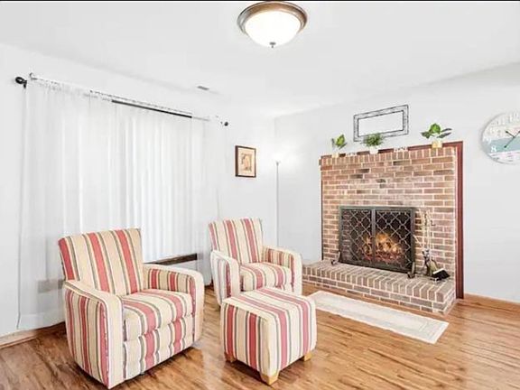 2nd image of 3100 Sturbridge Ct