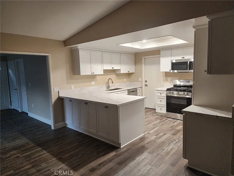 157 S Ralph Rd — Photo 6