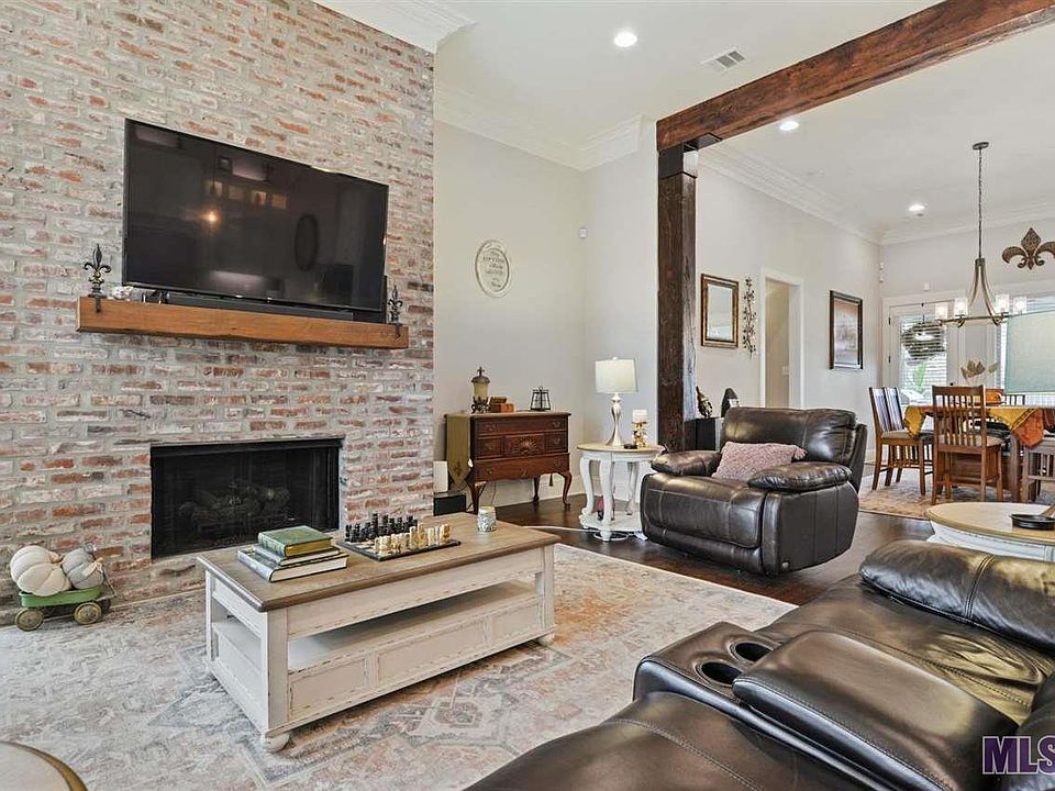1st image of 37498 Cypress Hollow Ave