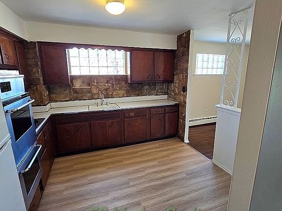 4th image of 10260 Nicolls Ave