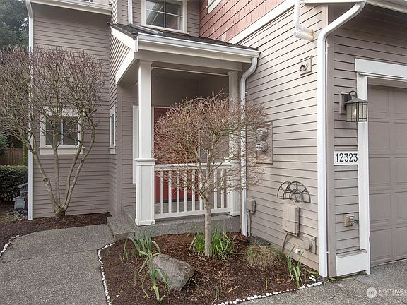 2nd image of 12323 NE 92nd Street #6