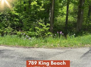789 King Beach Dr, Howard, OH 43028