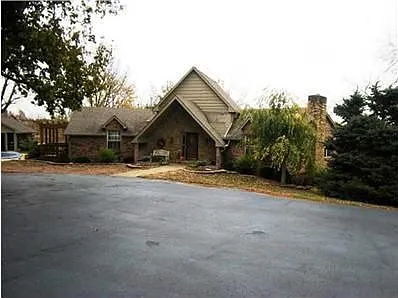 7985 Wetzel Trce photo 1