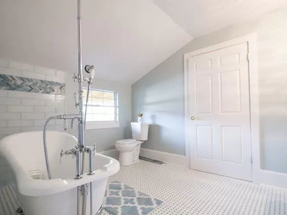 2nd image of 1776 Canterbury St