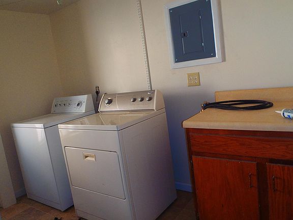 Seperate laundry room 