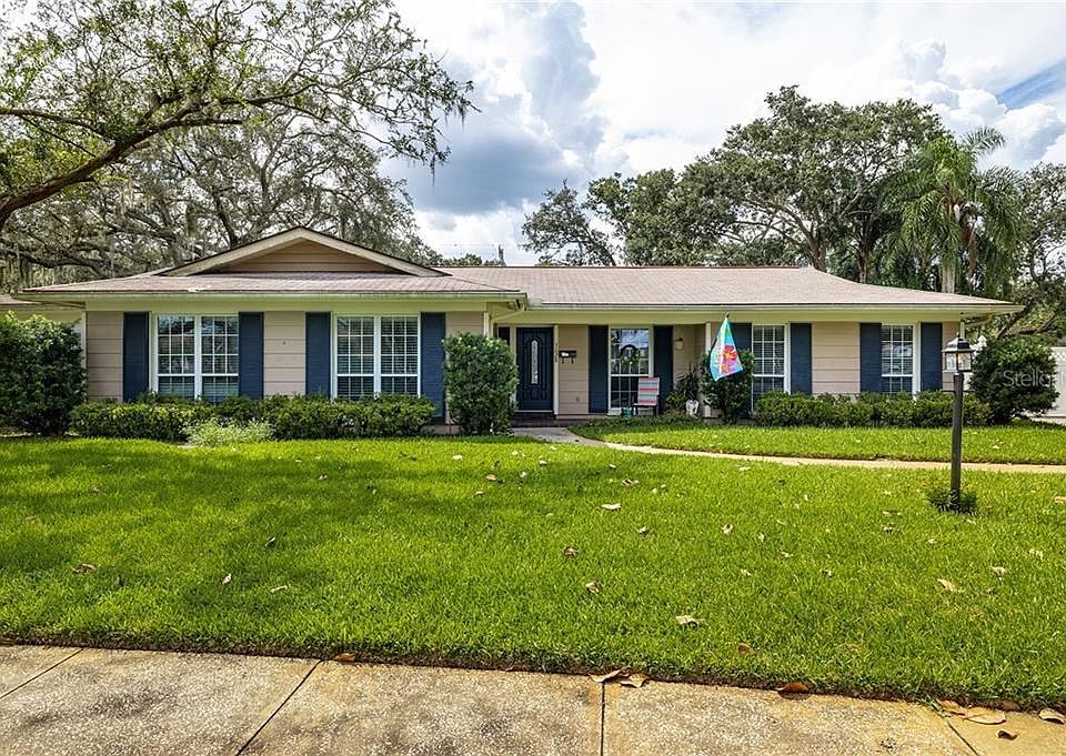 1st image of 3028 Samara Dr
