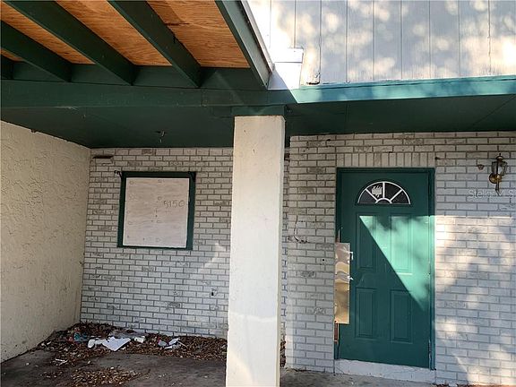 3rd image of 5150 Tennis Court Cir