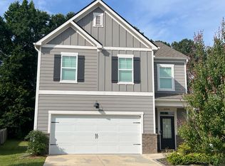 6004 Screech Owl Dr, Flowery Branch, GA 30542