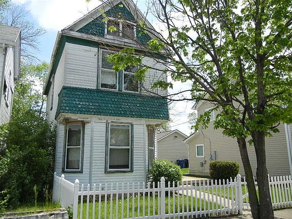 2nd image of 28 Hallwood Ave