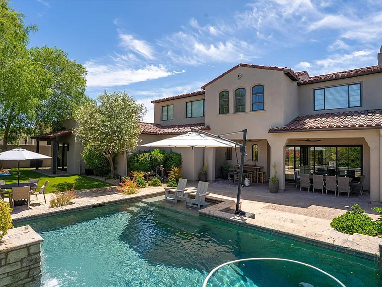8280 E Tailfeather Dr — Photo 8