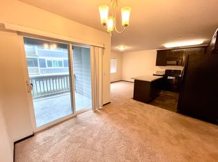 5825 Highway Pl, Everett, WA 98203