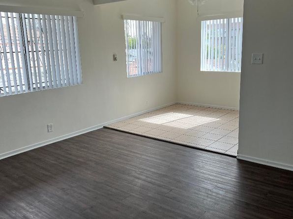 12522 Doty Ave APT D