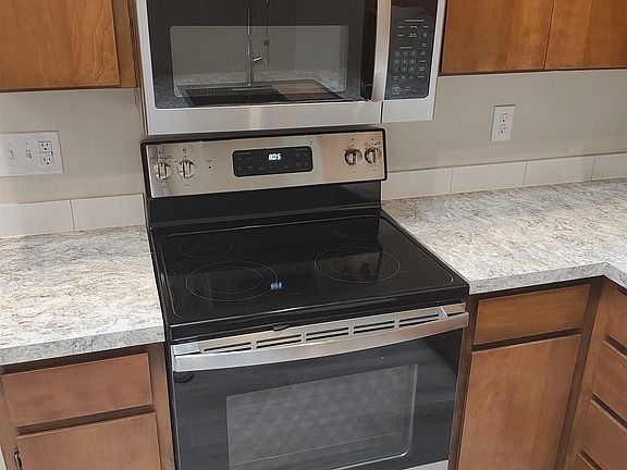 4th image of 4218 W John Day Pl