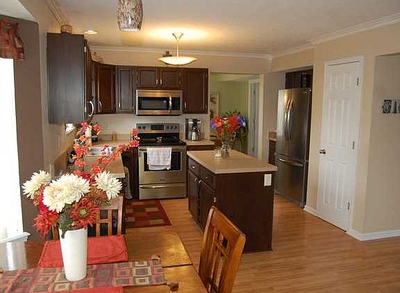 4th image of 6513 Breckenridge Dr