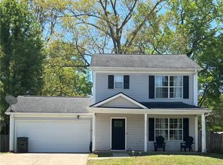 7 Diamond Hill Ct, Greer, SC 29651