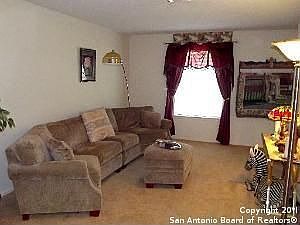 3rd image of 118 Sunnyland Dr