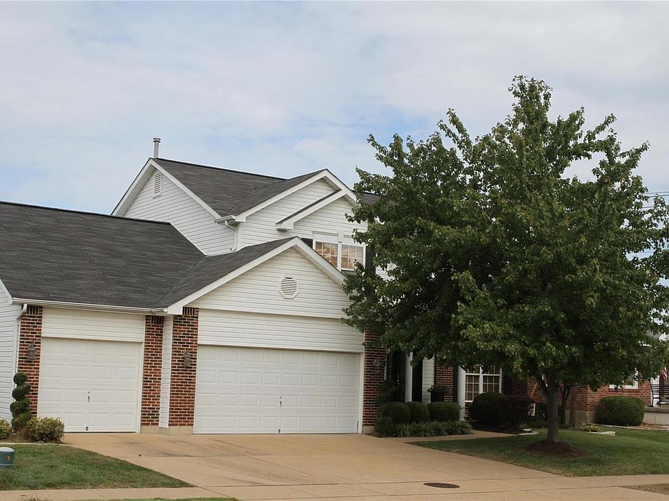 1st image of 1941 Telford Dr
