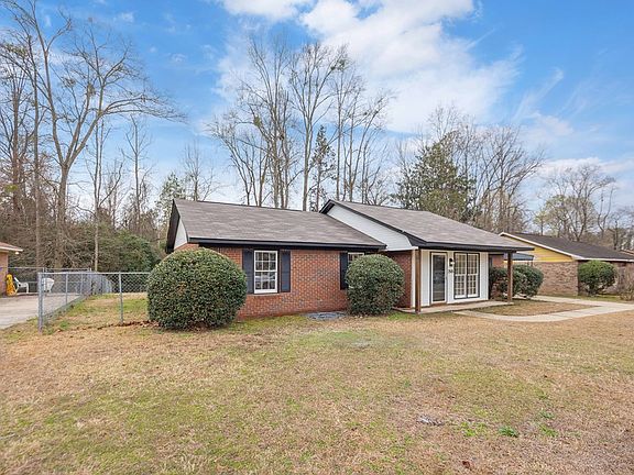 3rd image of 2505 White Chapel Dr