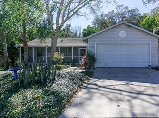 1114 E Boyer St, Tarpon Springs, FL 34689