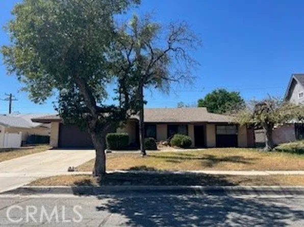3912 Del Rey Dr, San Bernardino, CA 92404