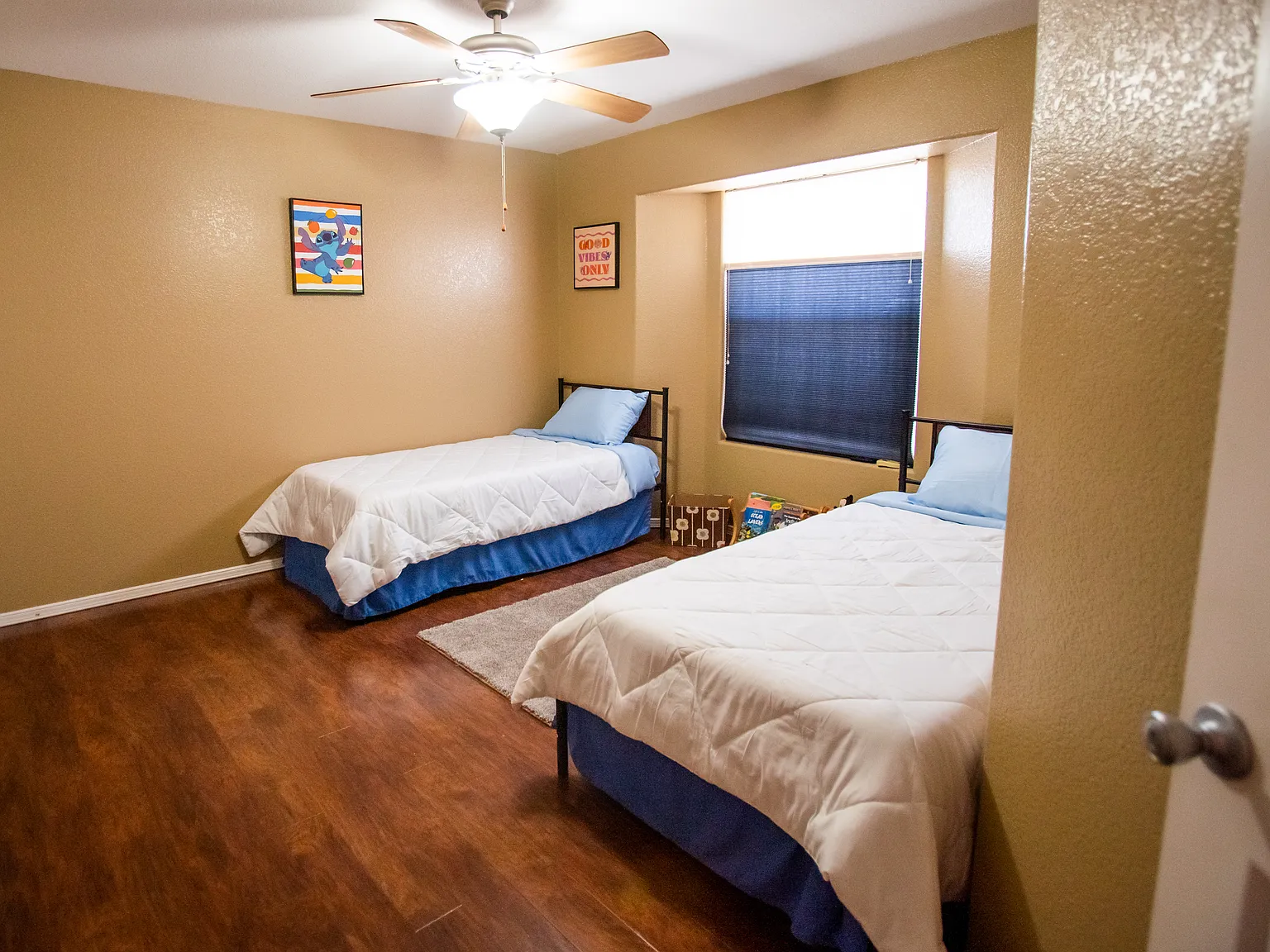 4 bed, 2058 sqft, $2,400 — Photo 4