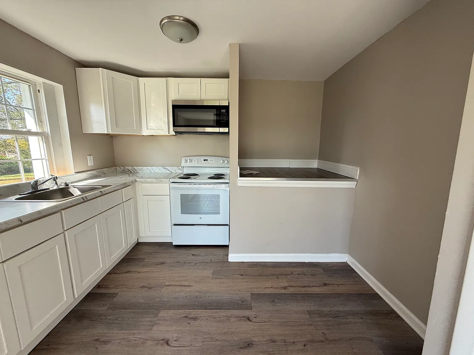 1 bed, $1,425 — Photo 3