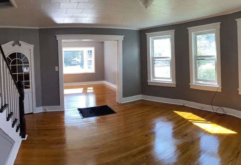 215-217 W Main St — Photo 2