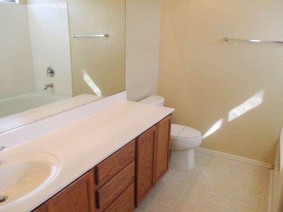 4th image of 8108 S 73rd Dr
