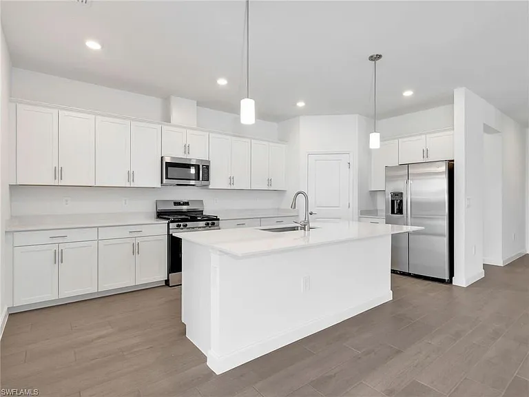 19228 Gentry Pl — Photo 11