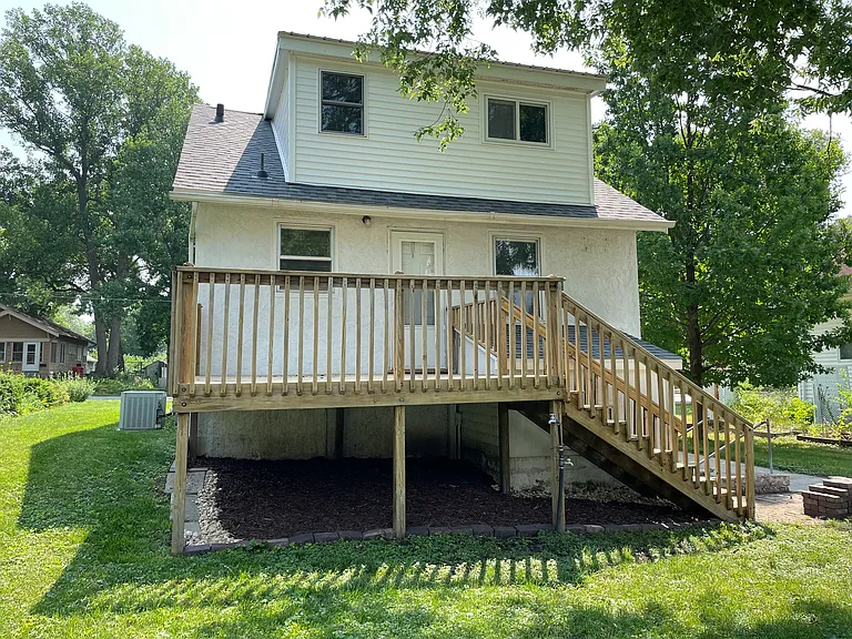 1505 Kellogg Ave — Photo 5