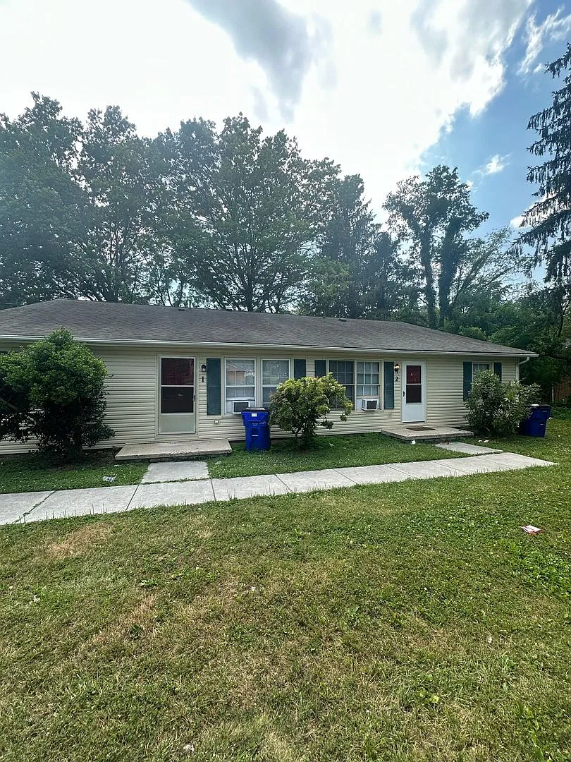 502 Warren Street — Photo 1