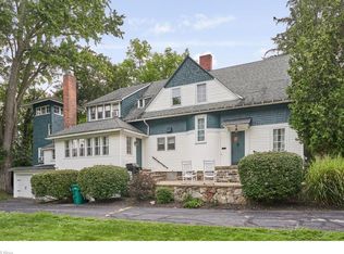 310 South St, Chardon, OH 44024