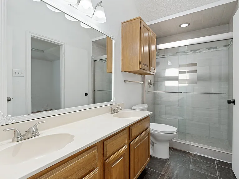 2336 Ridgestone Dr — Photo 19