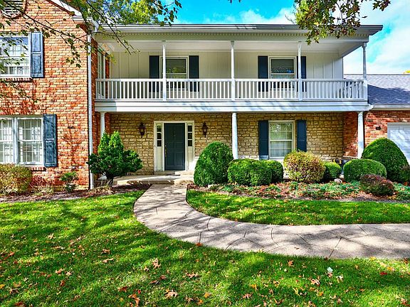 5th image of 766 Woodfield Dr