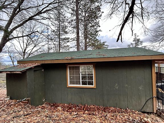 5th image of 12389 Ridge Road