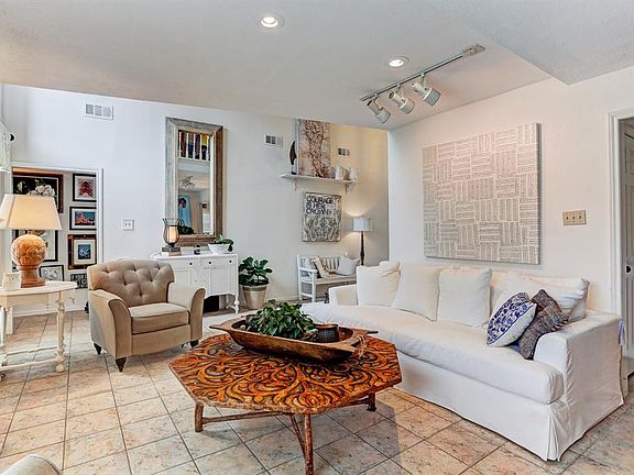 5th image of 2609 S Mission Cir