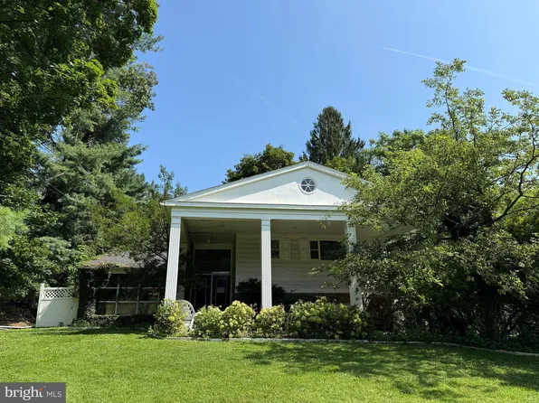 1 Mary Waters Ford Rd, Bala Cynwyd, PA 19004