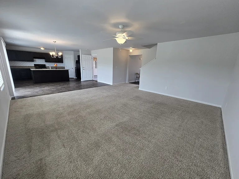 129 Maple Tree Ln — Photo 12