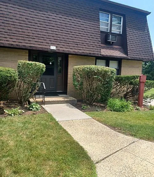 1 Germonds Vlg #1 — Photo 1