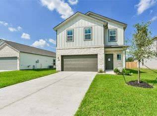 1212 Cypress Ln, Dayton, TX 77535